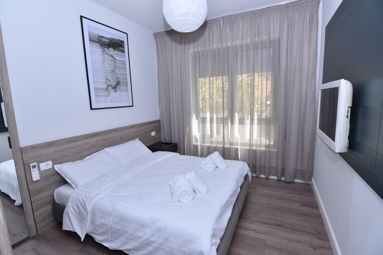 Diamond Hill Apartments Vlorë Exteriör bild